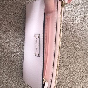 Kate spade wristlet(NWT)